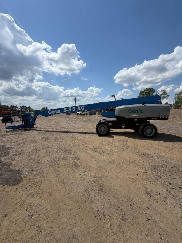 2018 Genie S-85XC