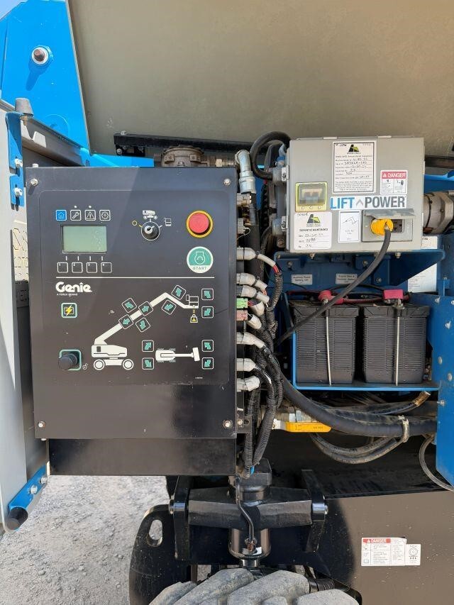 2018 Genie S-85XC-22