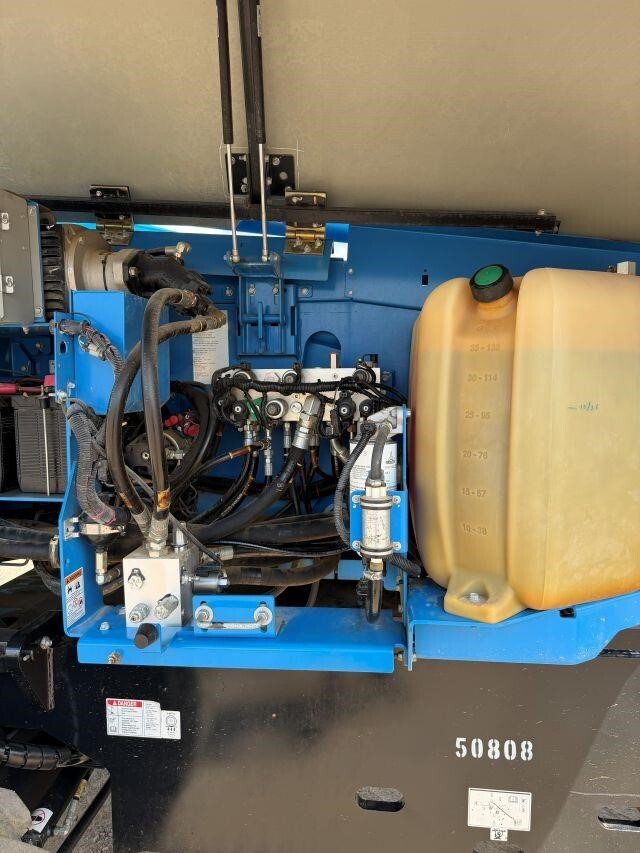 2018 Genie S-85XC-23