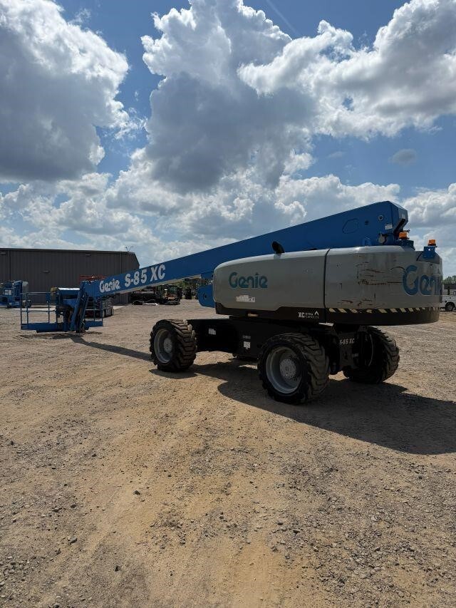 2018 Genie S-85XC-12