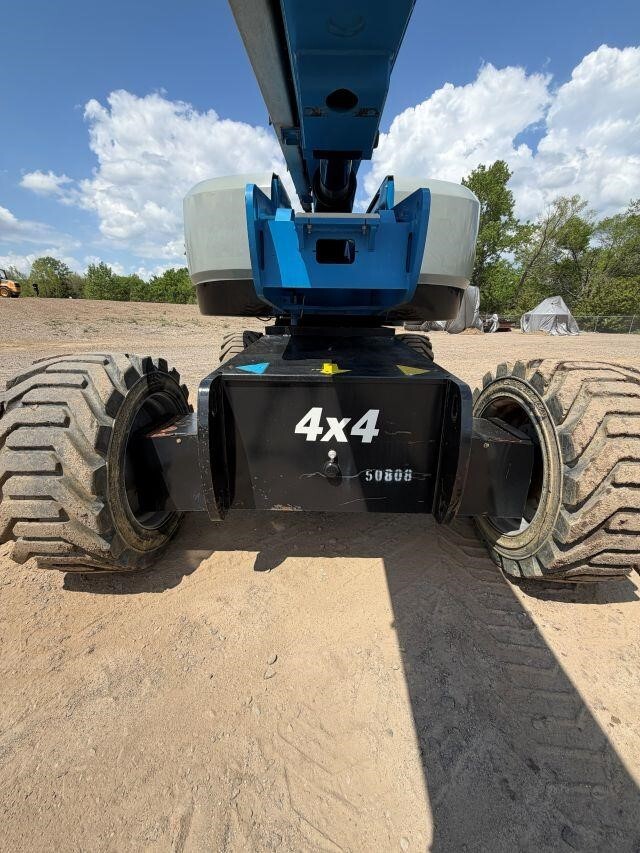 2018 Genie S-85XC-17