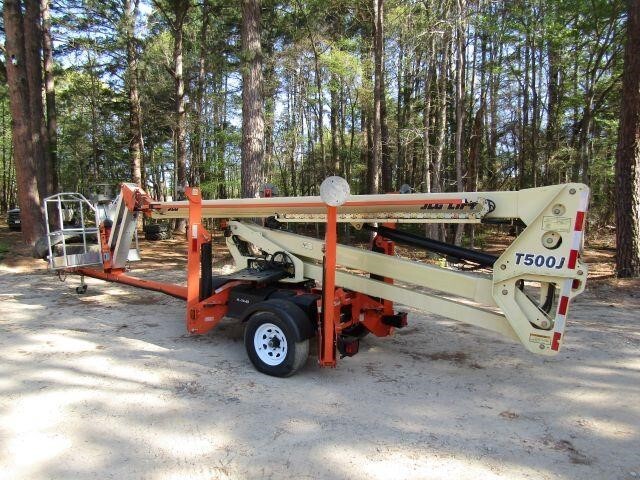 2019 JLG T500J