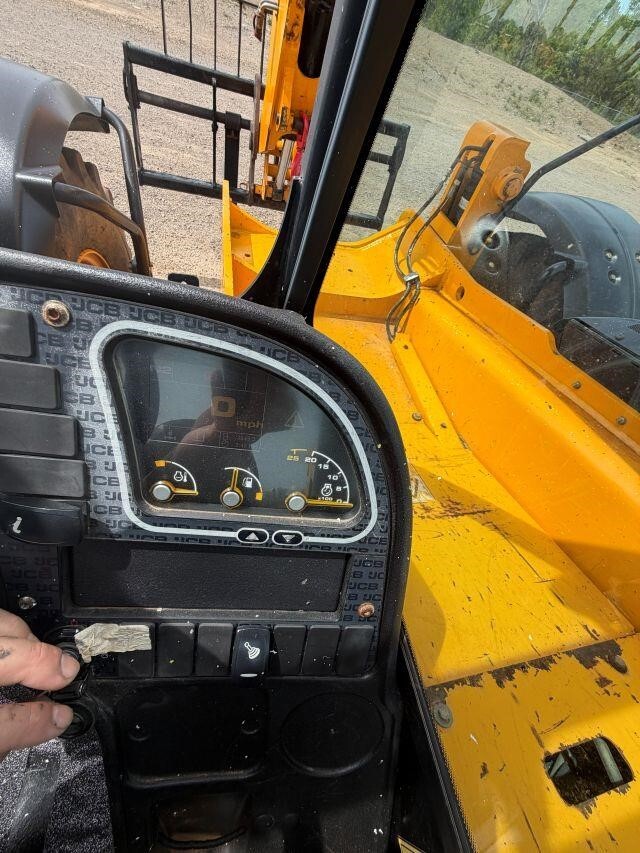 2019 JCB 507-42-27