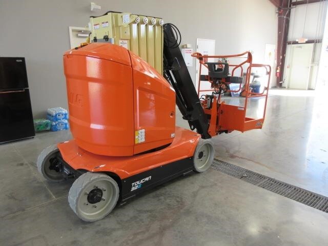 2025 JLG Toucan 32E-5
