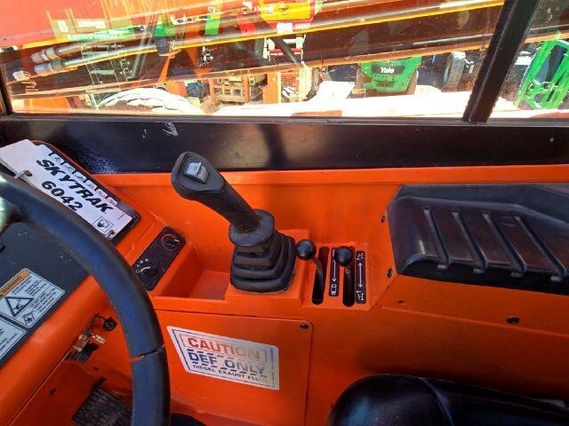 2016 JLG 6042-23