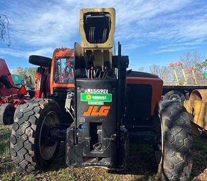 2018 JLG 742-4