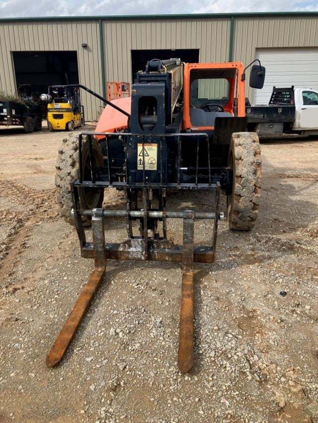 2020 JLG 742-3
