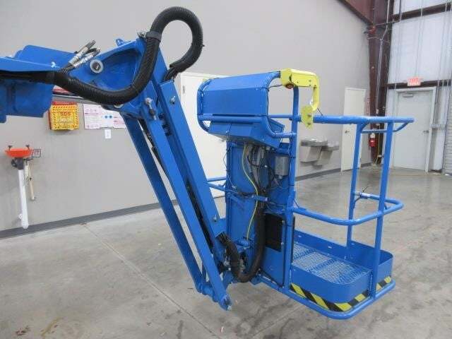 2025 Genie Z-34/22 N-9