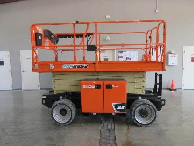 2025 JLG ERT3369