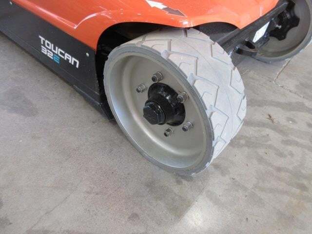 2025 JLG Toucan 32E-14