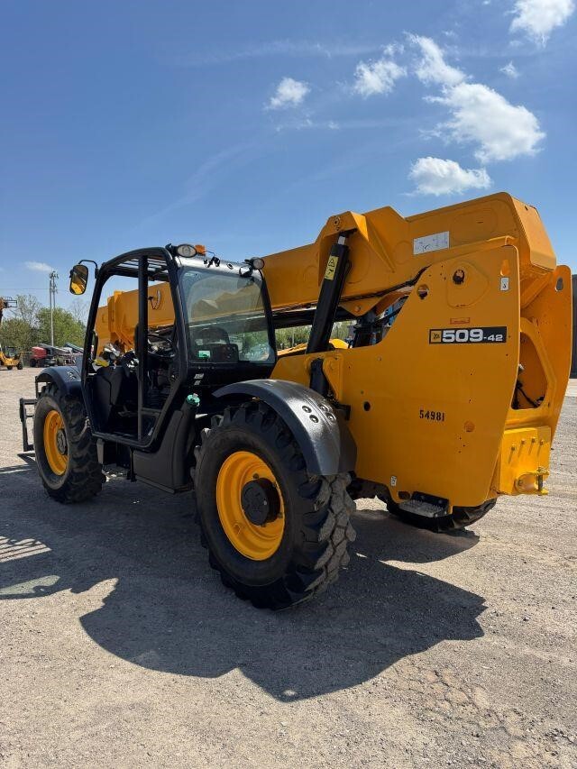 2019 JCB 509-42-4