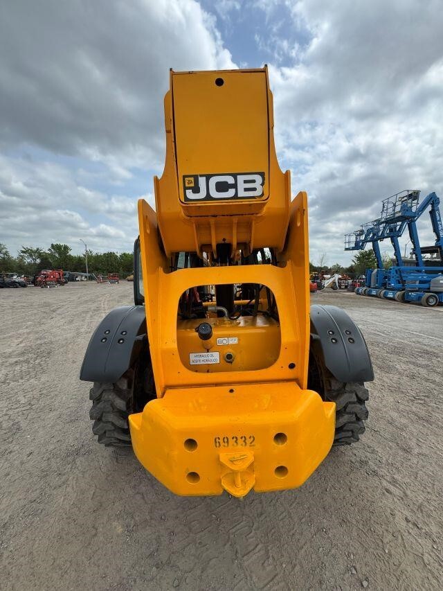 2021 JCB 512-56-3