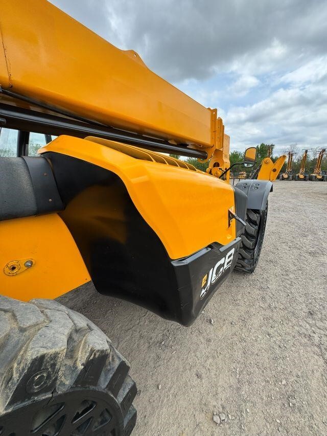 2021 JCB 512-56-15