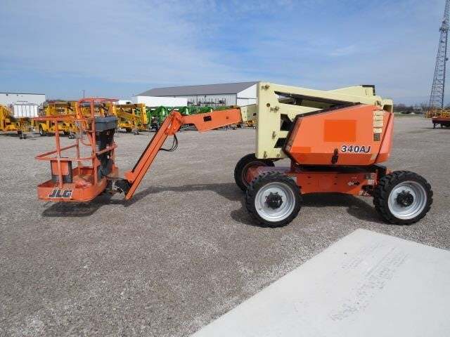 2018 JLG 340AJ