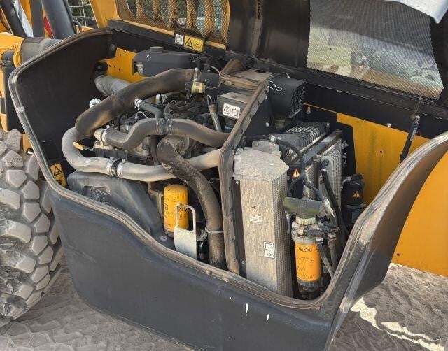 2019 JCB 507-42-7