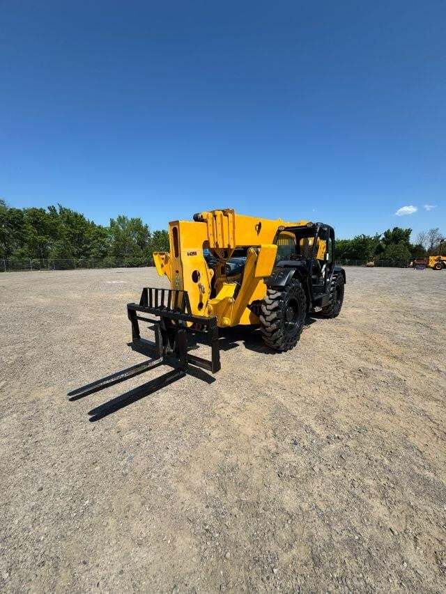 2020 JCB 510-56