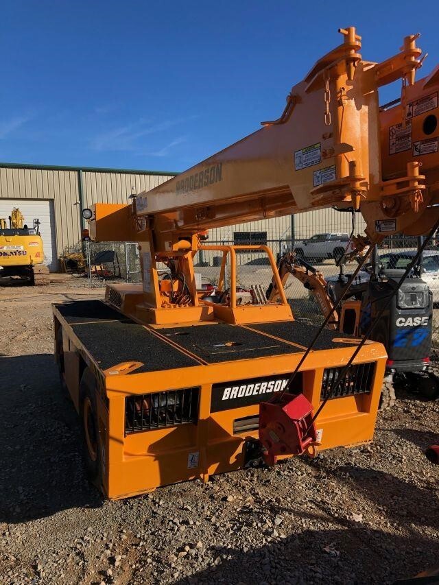 2015 Broderson IC-80-3J-7