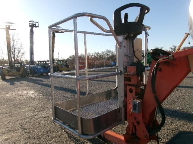 2018 JLG T350-10
