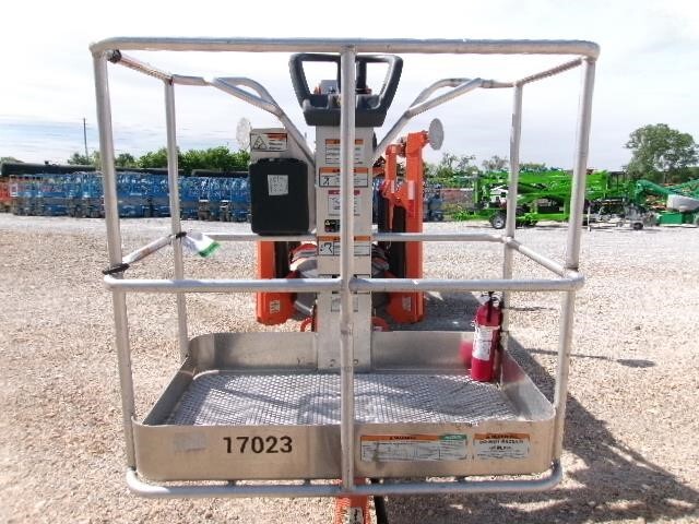 2023 JLG T500J-14
