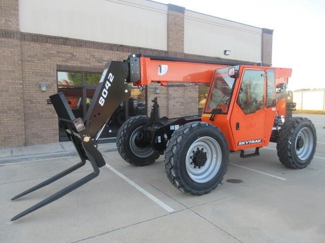 2025 SkyTrak 8042-2