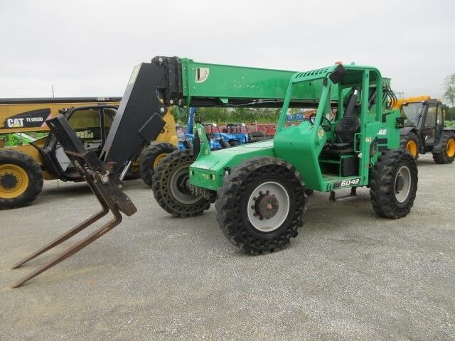2016 SkyTrak 6042