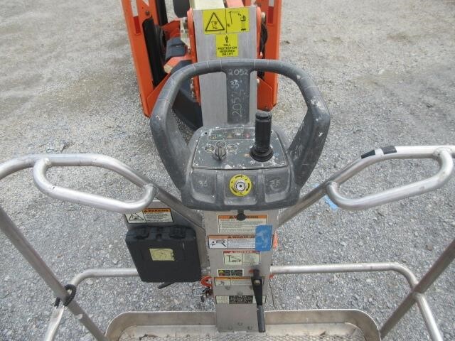2018 JLG T500J-8