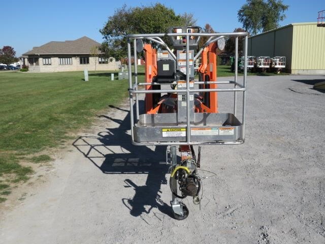 2018 JLG T500J-3