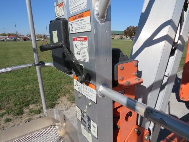 2018 JLG T500J-14