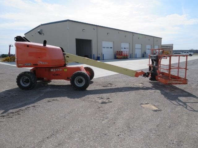 2017 JLG 400S-5