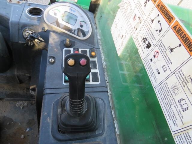 2016 Genie GTH-5519-18