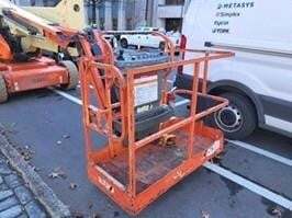 2013 JLG E450AJ-3
