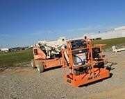 2013 JLG E450AJ-3