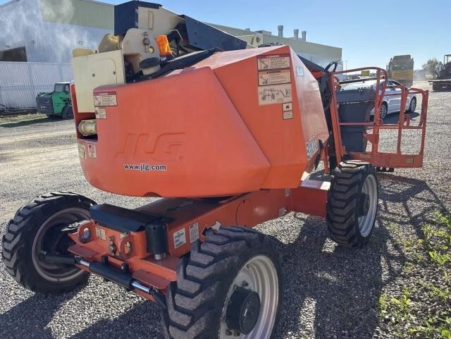 2018 JLG 340AJ-3