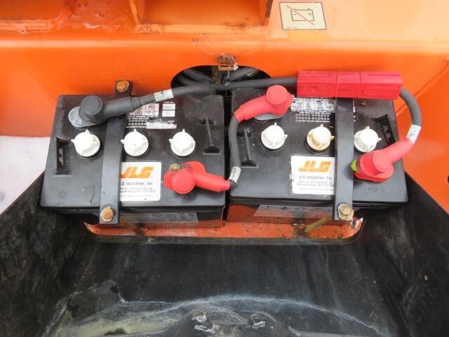 2019 JLG T350-17