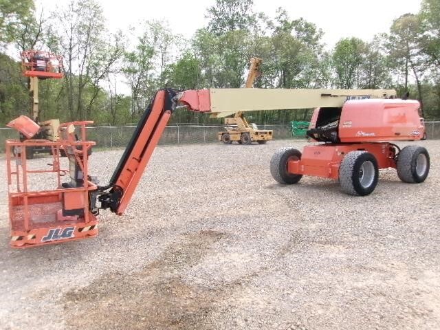 2022 JLG 660SJ