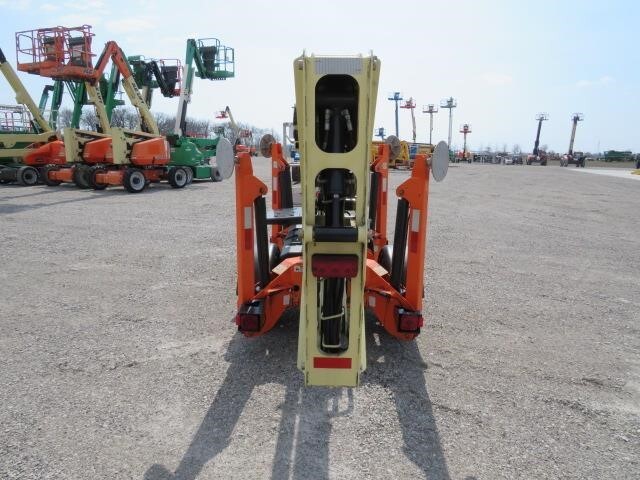 2019 JLG T350-4