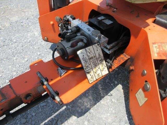 2018 JLG T500J-16