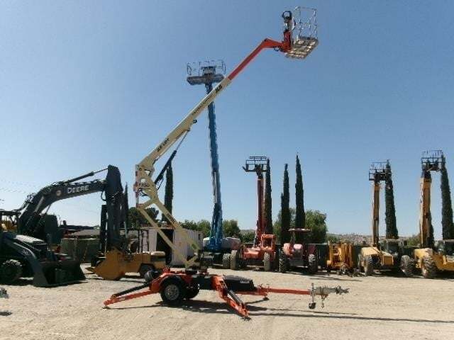 2018 JLG T350-23