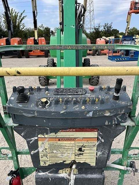 2019 JLG 460SJ-17