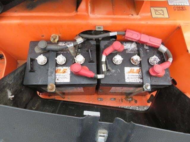2018 JLG T500J-17