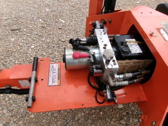 2018 JLG T350-18