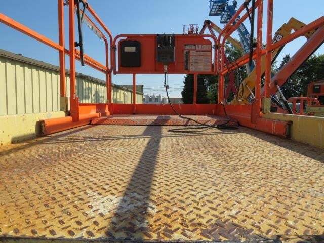 2017 JLG 4069LE-11