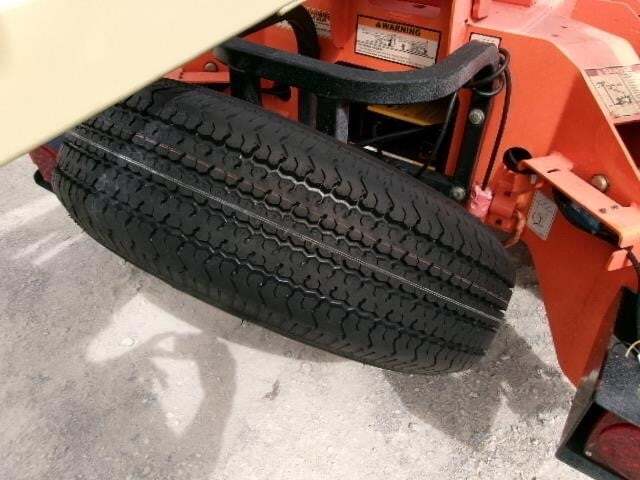2018 JLG T350-13