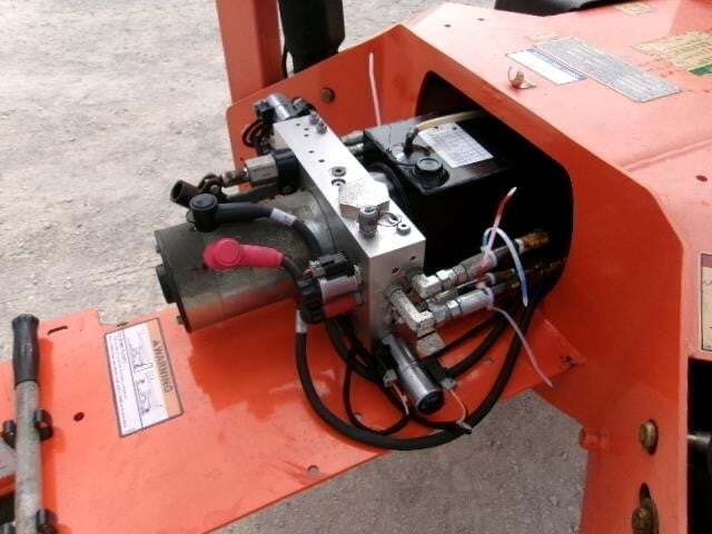 2018 JLG T350-17