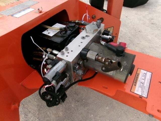 2018 JLG T350-18