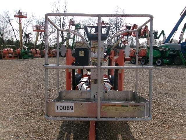 2018 JLG T350-17