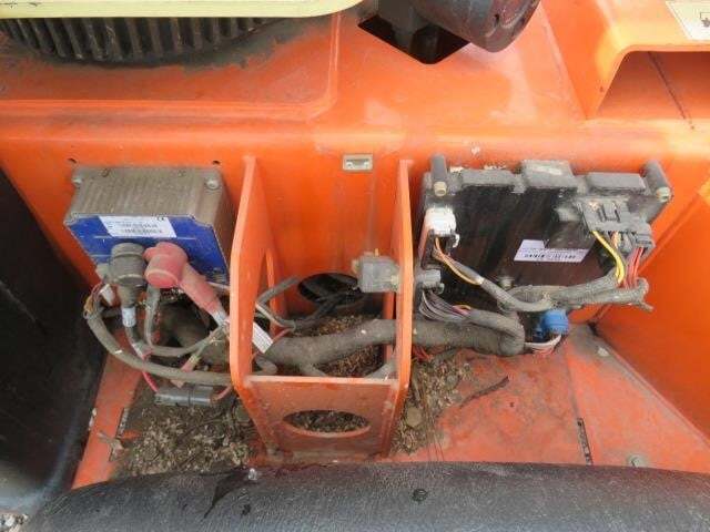2019 JLG T350-14