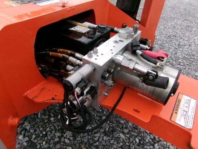 2018 JLG T350-18