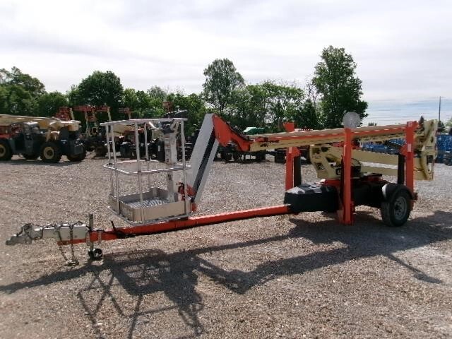2023 JLG T500J