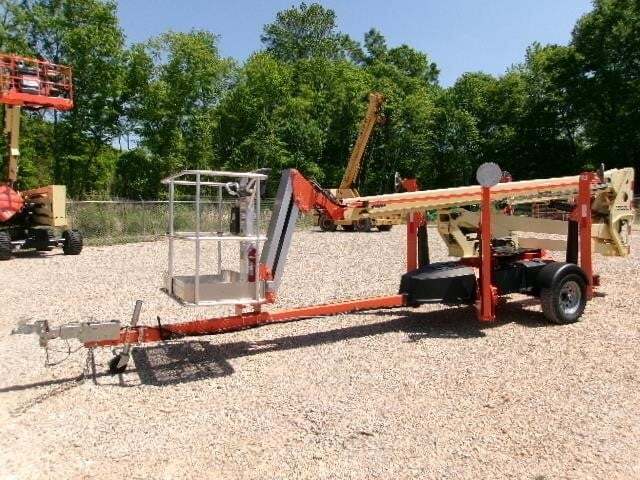 2023 JLG T500J